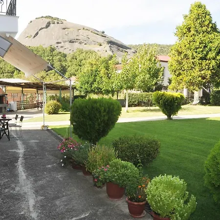 The Other Side Of Meteora With Lush Garden, Bbq & Pavillion Kalambaka Exterior photo