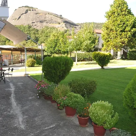 The Other Side Of Meteora With Lush Garden, Bbq & Pavillion Kalambaka Exterior photo