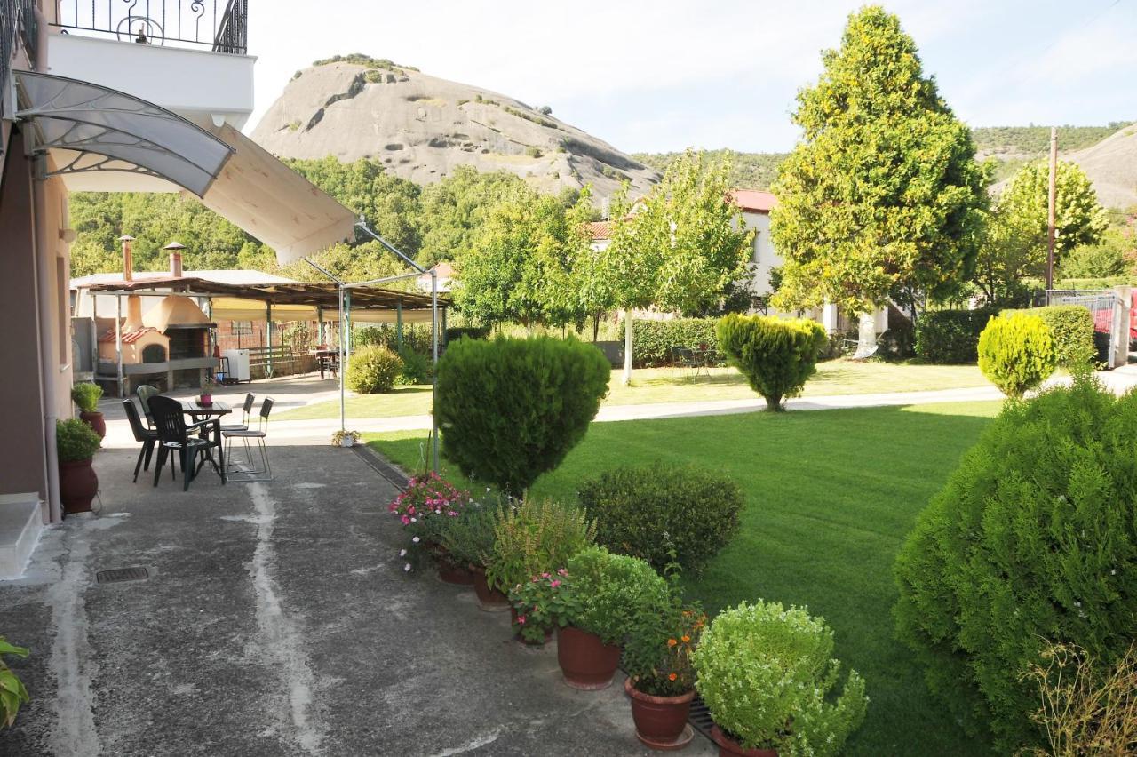 The Other Side Of Meteora With Lush Garden, Bbq & Pavillion Apartment Kalambaka