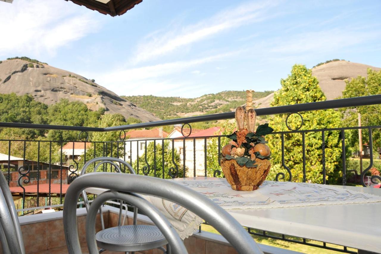 The Other Side Of Meteora With Lush Garden, Bbq & Pavillion Apartment Kalambaka